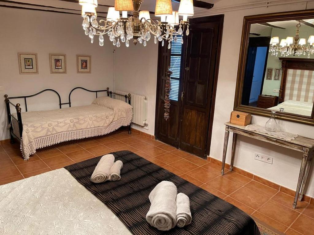 Casa Rural Vicenta 1750 Albentosa Екстериор снимка
